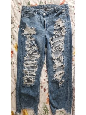 American Eagle Outfitters Blue Distressed Ripped Women's Jeans